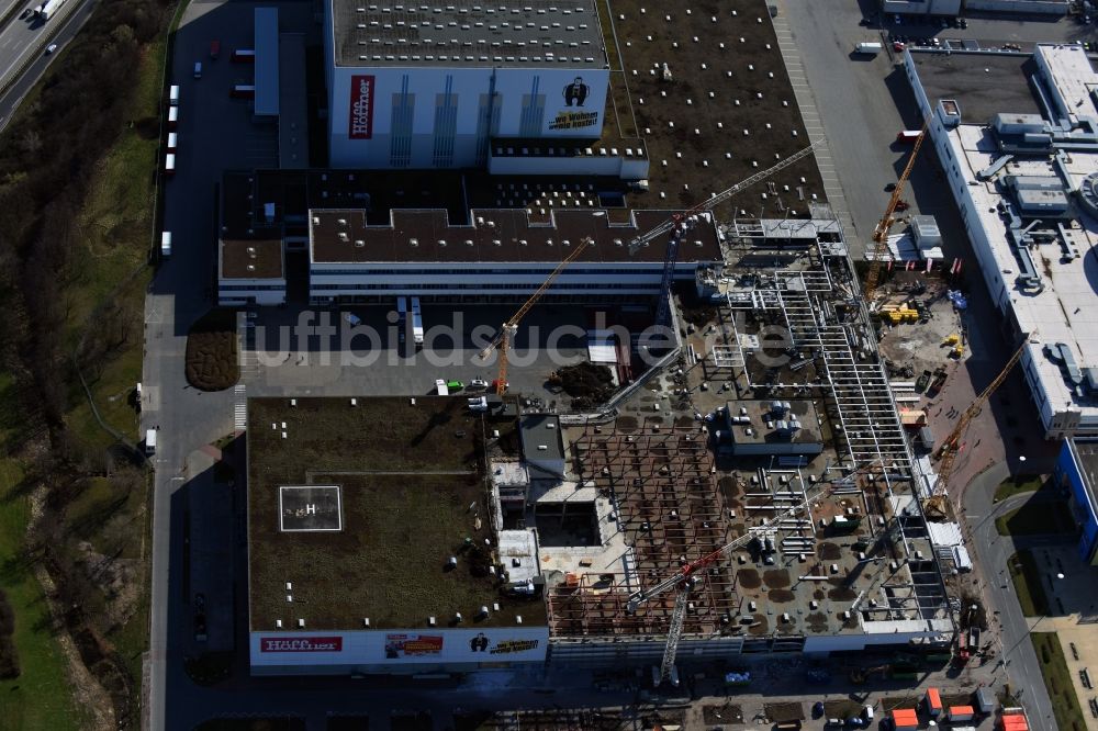 Luftaufnahme Günthersdorf - Baustelle zum Neubau des Einrichtungshaus - Möbelmarkt der Höffner Möbelgesellschaft GmbH & Co. KG in Günthersdor im Bundesland Sachsen-Anhalt