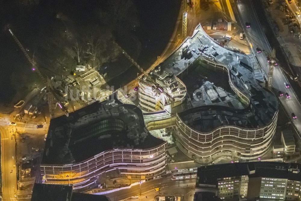 Luftaufnahme Düsseldorf - Baustelle zum Neubau einer Einzelhandels- und Büroimmobilie „ Kö-Bogen “ in Düsseldorf im Bundesland Nordrhein-Westfalen