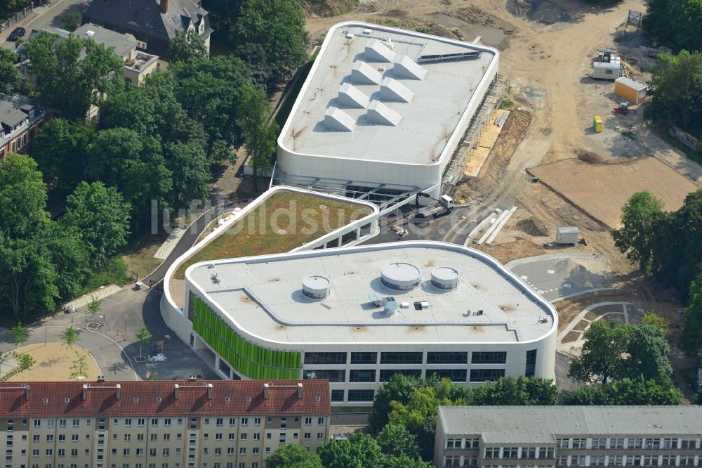 Leipzig von oben - Baustelle zum Neubau der Erich-Kästner-Schule an der Erfurter Straße in Leipzig im Bundesland Sachsen