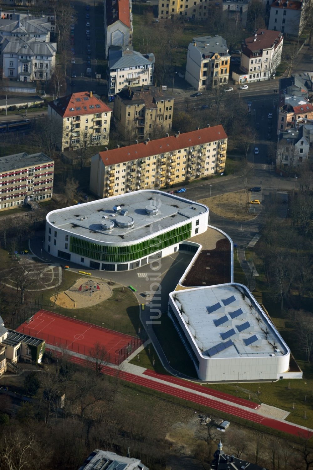 Leipzig von oben - Baustelle zum Neubau der Erich-Kästner-Schule an der Erfurter Straße in Leipzig im Bundesland Sachsen