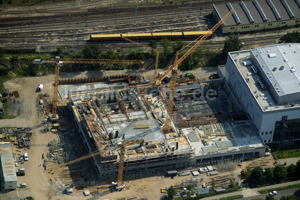 Luftbild Oranienburg - Baustelle zum Neubau und Erweiterungsbau der Takeda GmbH an der Lehnitzstraße in Oranienburg im Bundesland Brandenburg