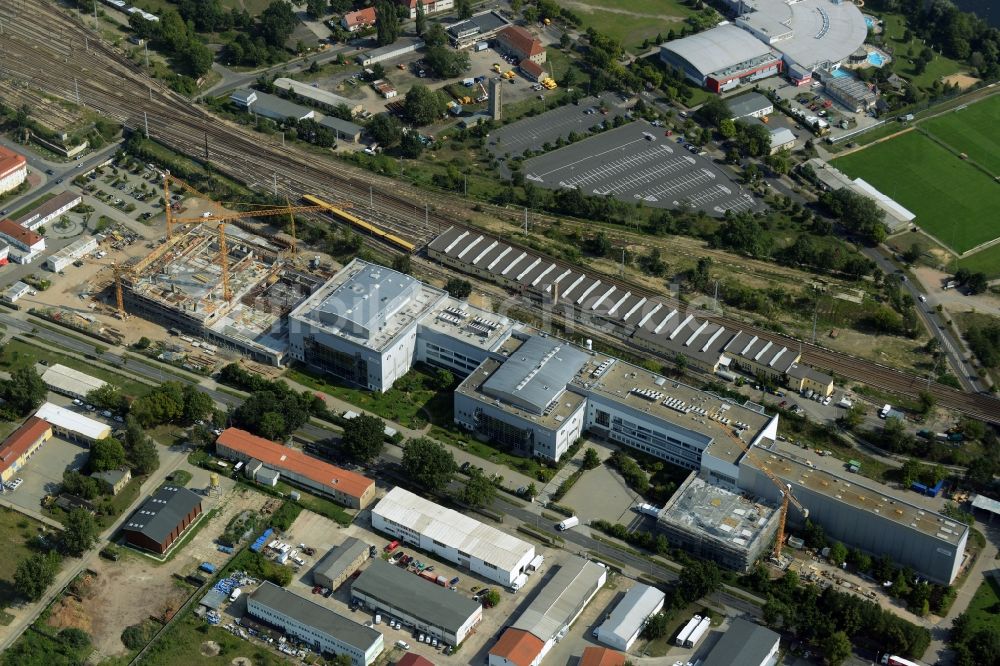 Oranienburg von oben - Baustelle zum Neubau und Erweiterungsbau der Takeda GmbH an der Lehnitzstraße in Oranienburg im Bundesland Brandenburg