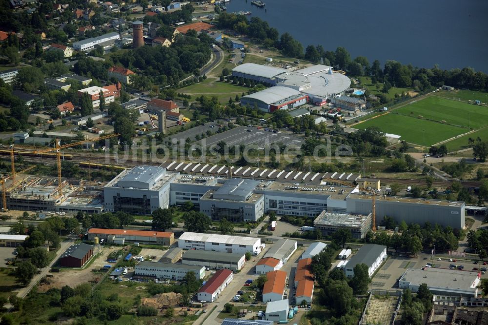 Luftaufnahme Oranienburg - Baustelle zum Neubau und Erweiterungsbau der Takeda GmbH an der Lehnitzstraße in Oranienburg im Bundesland Brandenburg