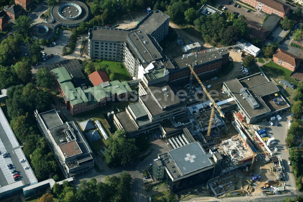 Luftaufnahme Lüneburg - Baustelle zum Neubau des Erweiterungsbaus des Städtischen Klinikums Lüneburg in Lüneburg im Bundesland Niedersachsen