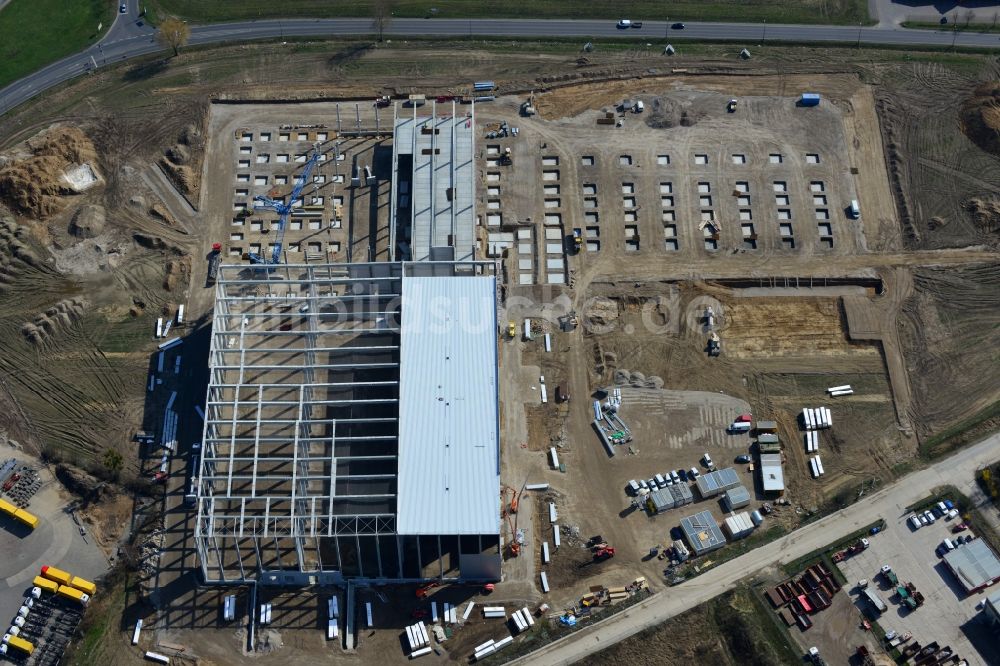 Luftbild Hoppegarten - Baustelle zum Neubau der Europazentrale Clinton in Hoppegarten im Bundesland Brandenburg