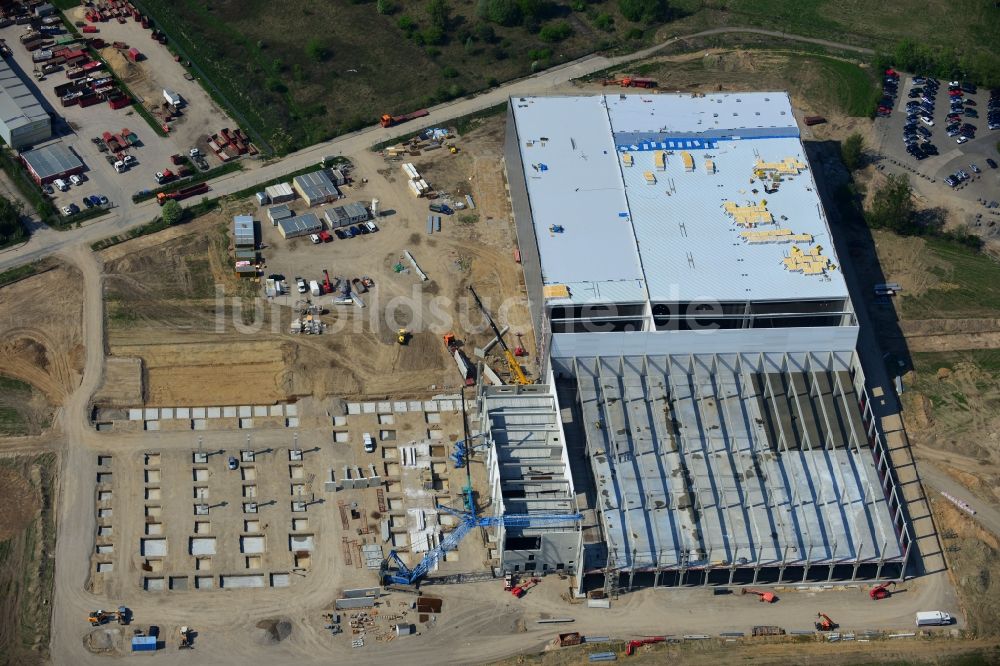 Luftbild Hoppegarten - Baustelle zum Neubau der Europazentrale Clinton in Hoppegarten im Bundesland Brandenburg