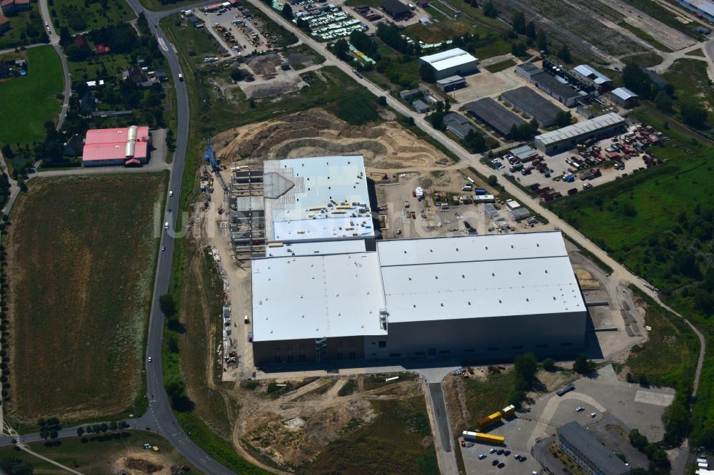 Hoppegarten von oben - Baustelle zum Neubau der Europazentrale Clinton in Hoppegarten im Bundesland Brandenburg