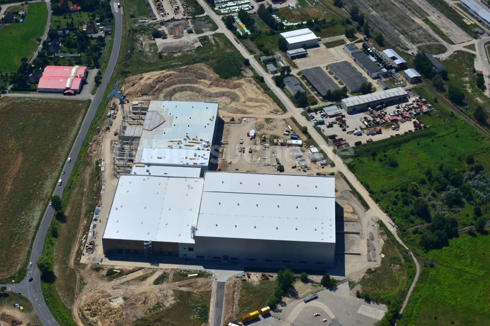 Luftbild Hoppegarten - Baustelle zum Neubau der Europazentrale Clinton in Hoppegarten im Bundesland Brandenburg