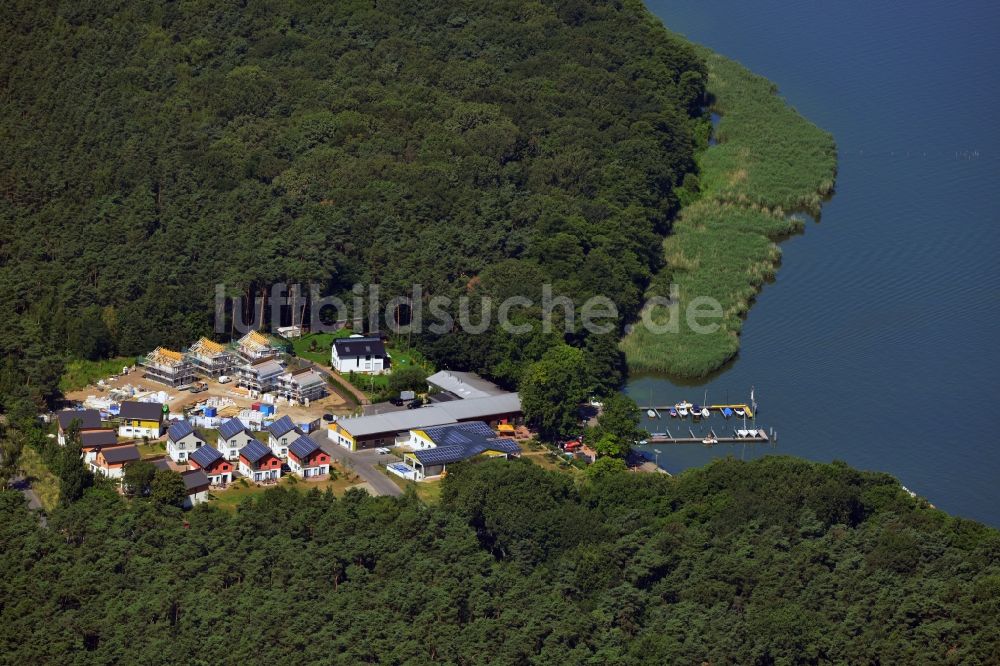 Luftaufnahme Berlin - Baustelle zum Neubau des Ferienpark Rübezahl zwischen Müggelheimer Damm und dem Ufer des Müggelsee in Berlin