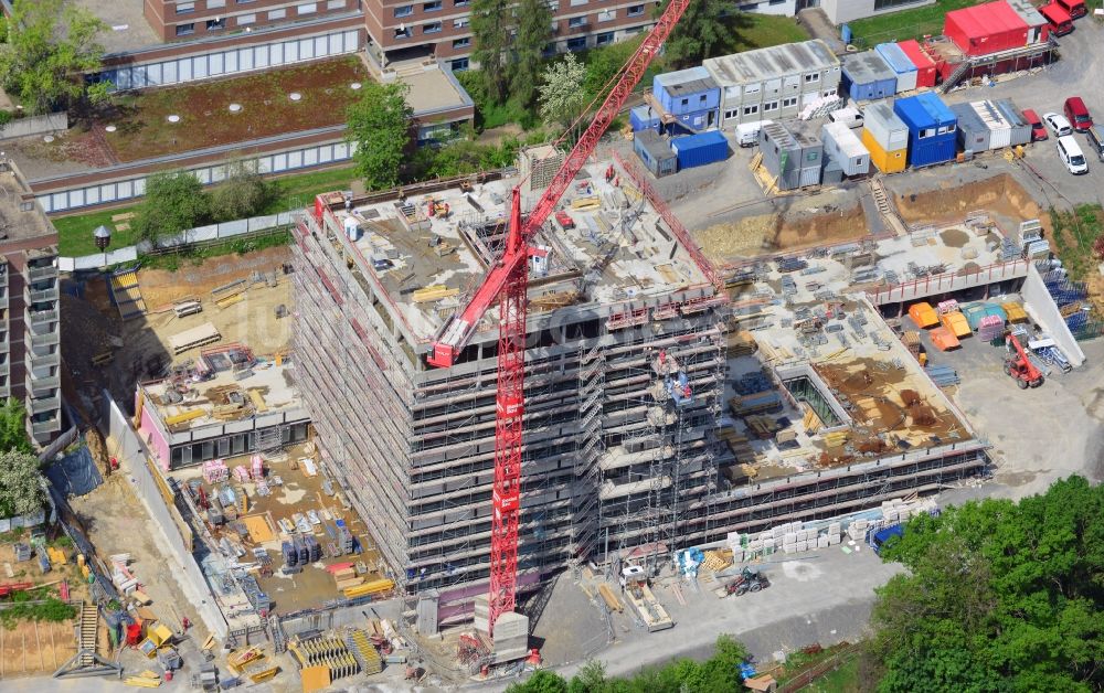 Luftbild Würzburg - Baustelle zum Neubau Forschungsgebäude für das DZHI in Würzburg im Bundesland Bayern