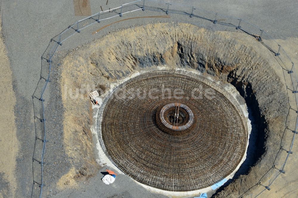 Sohl aus der Vogelperspektive: Baustelle zum Neubau der Fundamente in Stahlgeflechtbauweise für den künftigen Windpark in Sohl im Bundesland Nordrhein-Westfalen