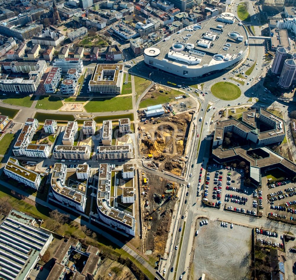 Essen von oben - Baustelle zum Neubau der Funke Medienzentrale am Berliner Platz in Essen im Bundesland Nordrhein-Westfalen