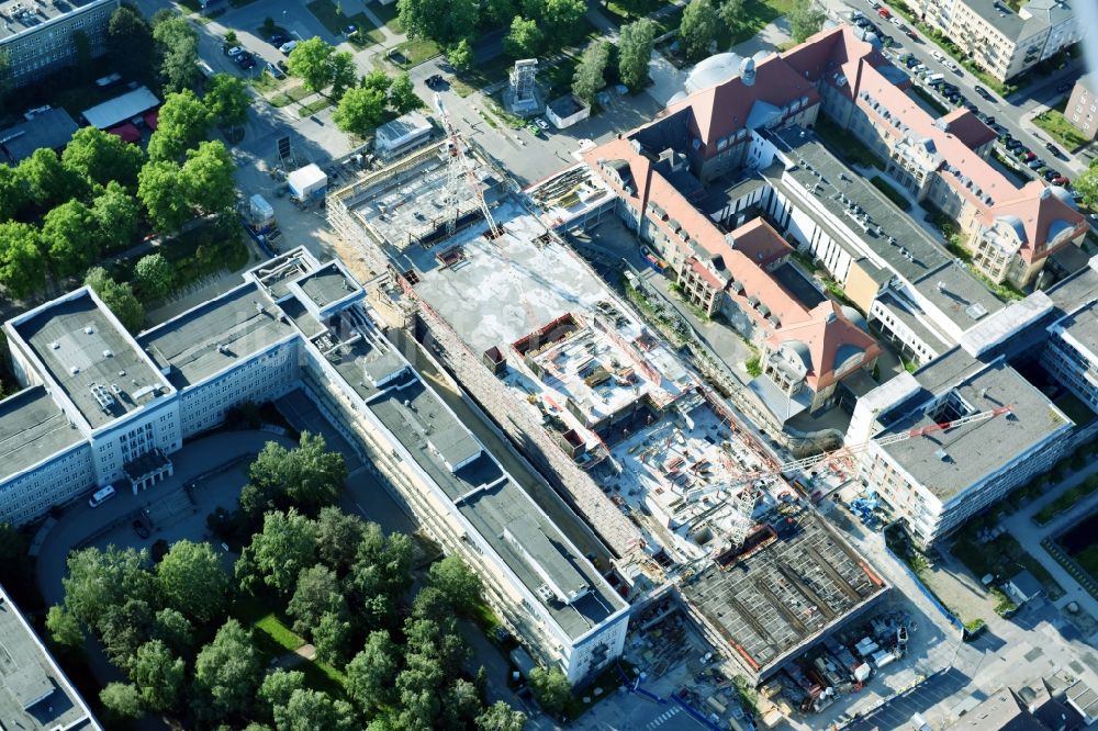 Luftbild Rostock - Baustelle zum Neubau eines Funktionsgebäudes auf dem Campus Schillingallee im Ortsteil Hansaviertel in Rostock im Bundesland Mecklenburg-Vorpommern