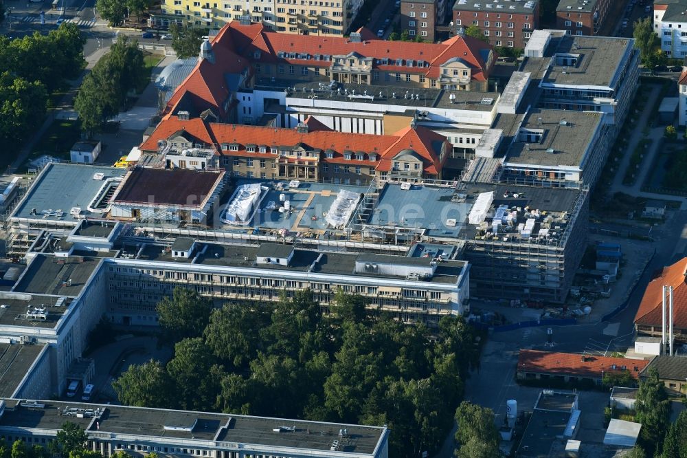 Rostock von oben - Baustelle zum Neubau eines Funktionsgebäudes auf dem Campus Schillingallee im Ortsteil Hansaviertel in Rostock im Bundesland Mecklenburg-Vorpommern