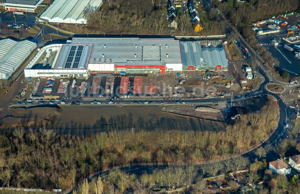 Luftaufnahme Bochum - Baustelle zum Neubau- Gebäude des Baumarktes Hagebaumarkt Ziesak im Ortsteil Langendreer in Bochum im Bundesland Nordrhein-Westfalen