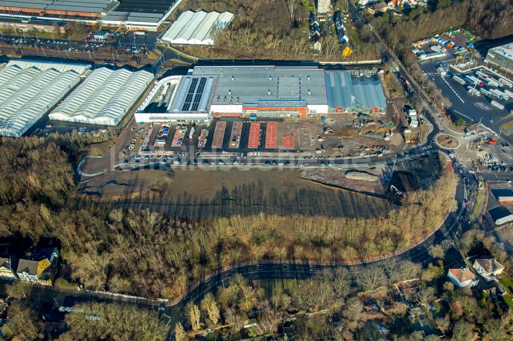 Luftbild Bochum - Baustelle zum Neubau- Gebäude des Baumarktes Hagebaumarkt Ziesak im Ortsteil Langendreer in Bochum im Bundesland Nordrhein-Westfalen