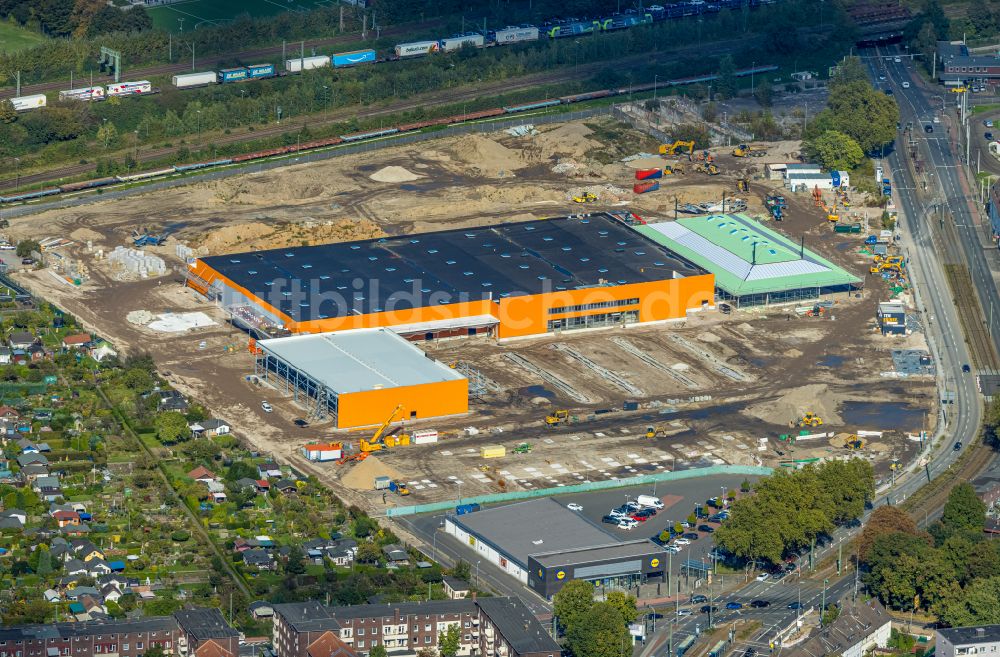 Luftbild Duisburg - Baustelle zum Neubau- Gebäude des Baumarktes HORNBACH in Duisburg im Bundesland Nordrhein-Westfalen, Deutschland