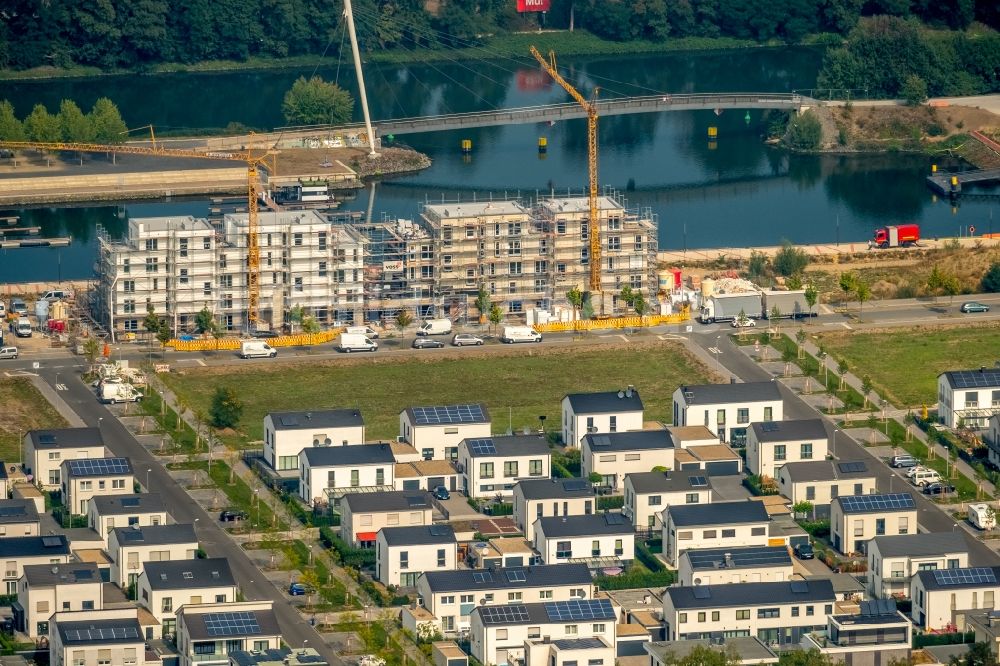 Luftaufnahme Gelsenkirchen - Baustelle zum Neubau eines Gebäudekomplex der Hofschröer Projektbau GmbH & Co. KG an der Johannes-Rau-Allee in Gelsenkirchen im Bundesland Nordrhein-Westfalen, Deutschland