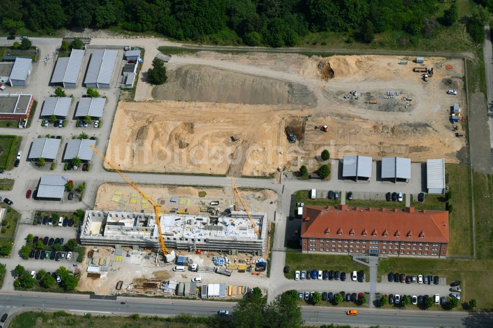 Schwerin von oben - Baustelle zum Neubau eines Gebäudekomplex der Polizei in Schwerin im Bundesland Mecklenburg-Vorpommern, Deutschland