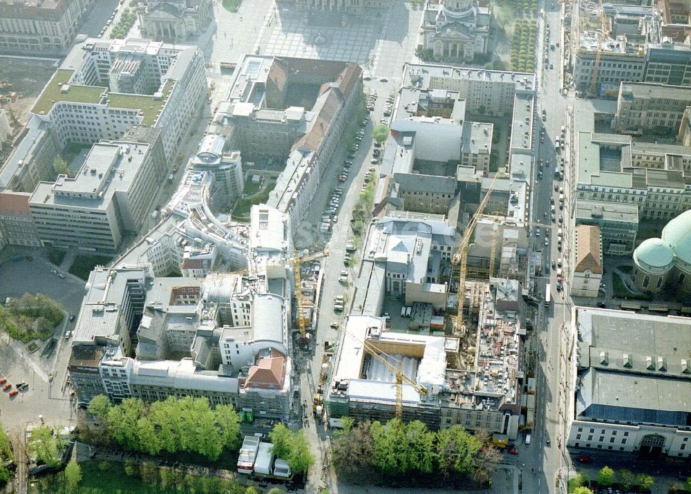 Luftaufnahme Berlin - Baustelle zum Neubau des Gebäudekomplex des Senders SAT 1 an der Jägerstraße im Ortsteil Mitte in Berlin, Deutschland