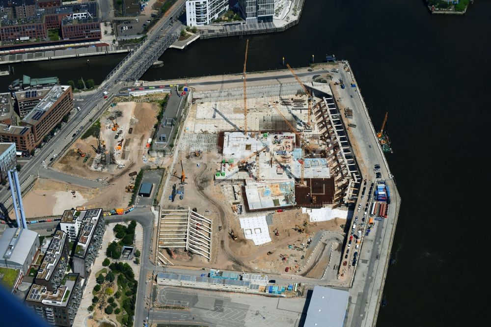 Hamburg von oben - Baustelle zum Neubau des Gebäudekomplexes des Einkaufszentrum Bau in der Hafencity in Hamburg, Deutschland