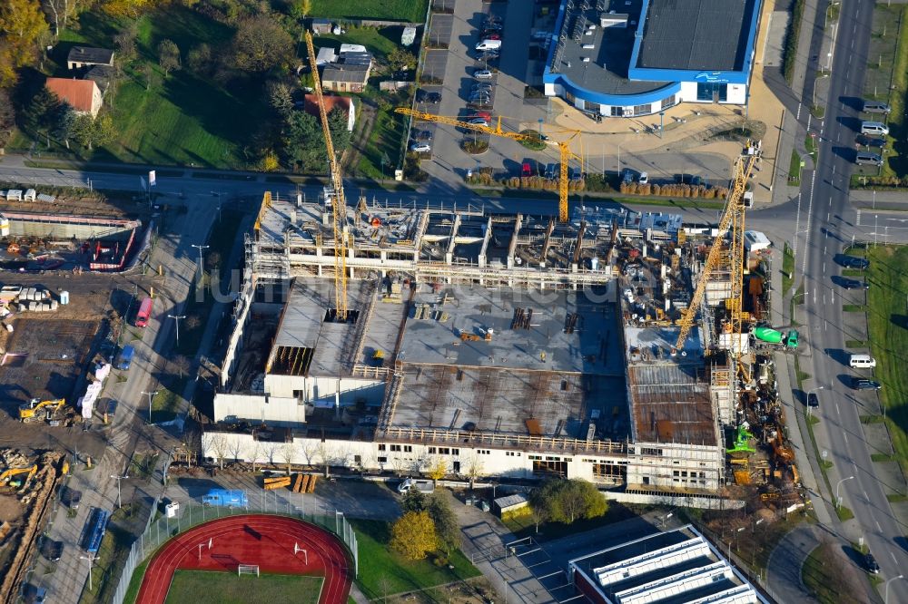 Luftbild Schönefeld - Baustelle zum Neubau des Gebäudekomplexes des Einkaufszentrum „City Center“ im Ortsteil Neu-Schönefeld in Schönefeld im Bundesland Brandenburg, Deutschland