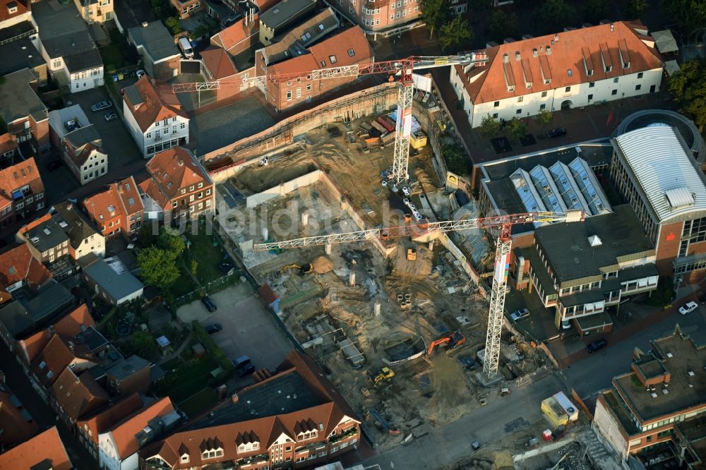 Luftbild Stade - Baustelle zum Neubau des Gebäudekomplexes des Einkaufszentrum GESCHÄFTSHAUS NEUER PFERDEMARKT in Stade im Bundesland Niedersachsen