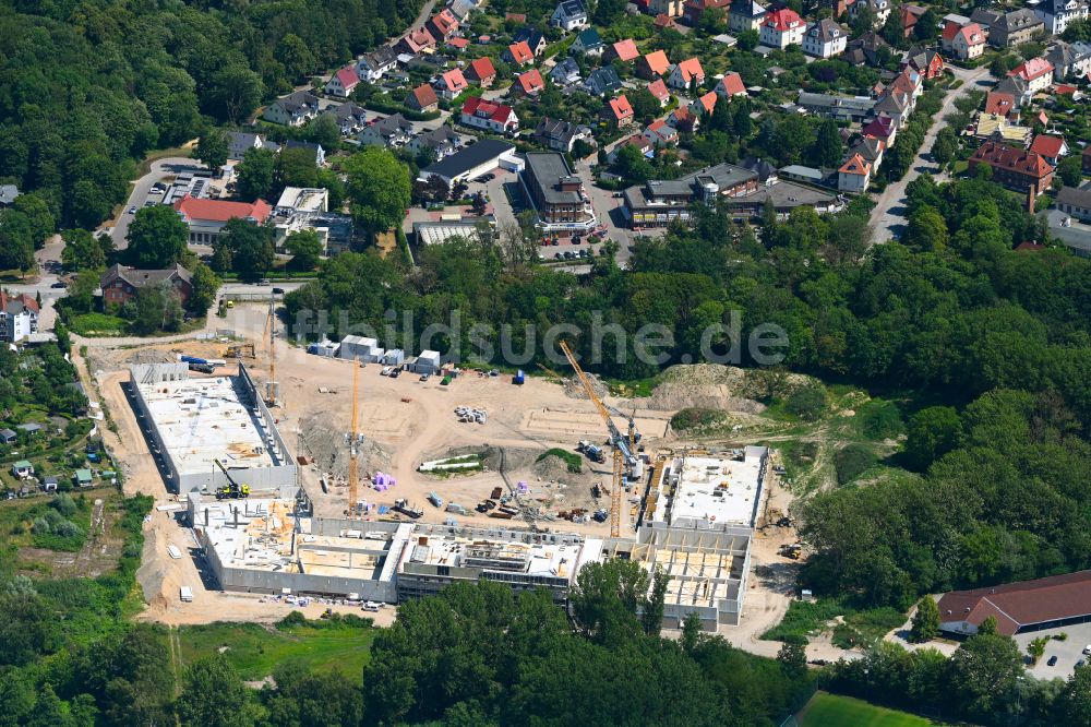 Hansestadt Wismar aus der Vogelperspektive: Baustelle zum Neubau des Gebäudekomplexes des Einkaufszentrum in der Hansestadt Wismar im Bundesland Mecklenburg-Vorpommern, Deutschland