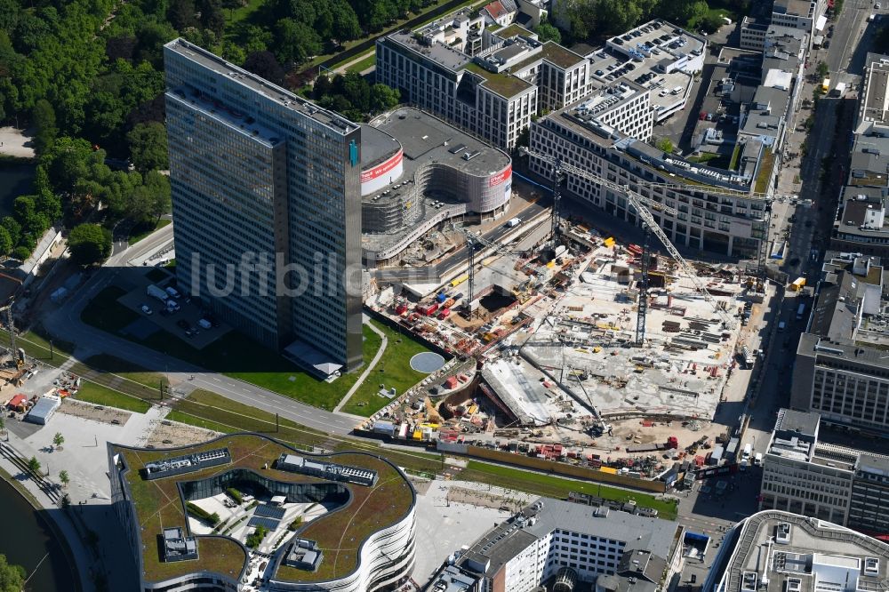 Düsseldorf von oben - Baustelle zum Neubau des Gebäudekomplexes des Einkaufszentrum Ingenhoven-Tal - Köbogen 2 am Gustaf-Gründgens-Platz in Düsseldorf im Bundesland Nordrhein-Westfalen, Deutschland