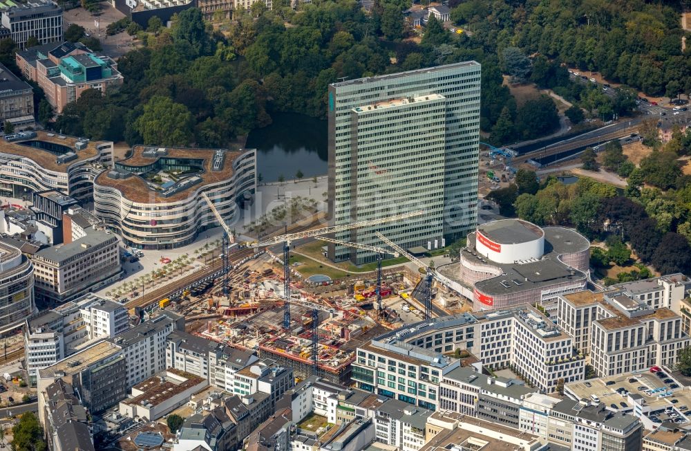 Luftbild Düsseldorf - Baustelle zum Neubau des Gebäudekomplexes des Einkaufszentrum Ingenhoven-Tal - Köbogen 2 am Gustaf-Gründgens-Platz in Düsseldorf im Bundesland Nordrhein-Westfalen, Deutschland