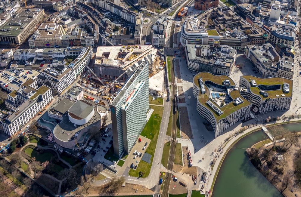 Luftbild Düsseldorf - Baustelle zum Neubau des Gebäudekomplexes des Einkaufszentrum Ingenhoven-Tal - Köbogen 2 am Gustaf-Gründgens-Platz in Düsseldorf im Bundesland Nordrhein-Westfalen, Deutschland