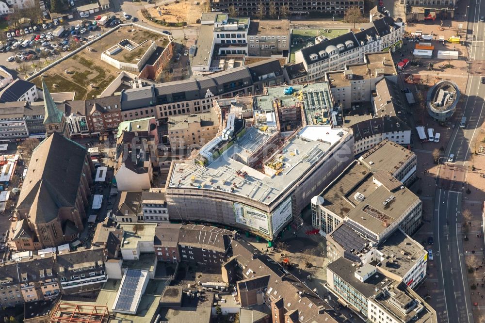 Luftbild Bottrop - Baustelle zum Neubau des Gebäudekomplexes des Einkaufszentrum Kaufhaus Moses and der Hansastraße - Am Pferdemarkt in Bottrop im Bundesland Nordrhein-Westfalen, Deutschland