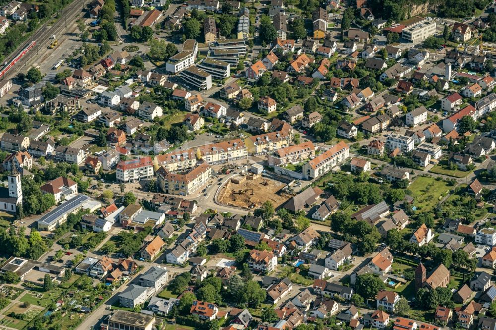 Luftaufnahme Denzlingen - Baustelle zum Neubau des Gebäudekomplexes des Einkaufszentrum dm Markt in Denzlingen im Bundesland Baden-Württemberg, Deutschland