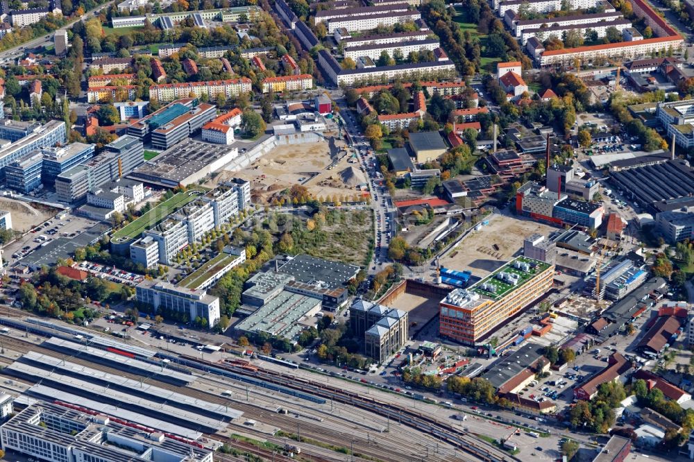 München aus der Vogelperspektive: Baustelle zum Neubau des Gebäudekomplexes des Einkaufszentrum NVZ „PLAZA“ im Ortsteil Berg am Laim in München im Bundesland Bayern, Deutschland