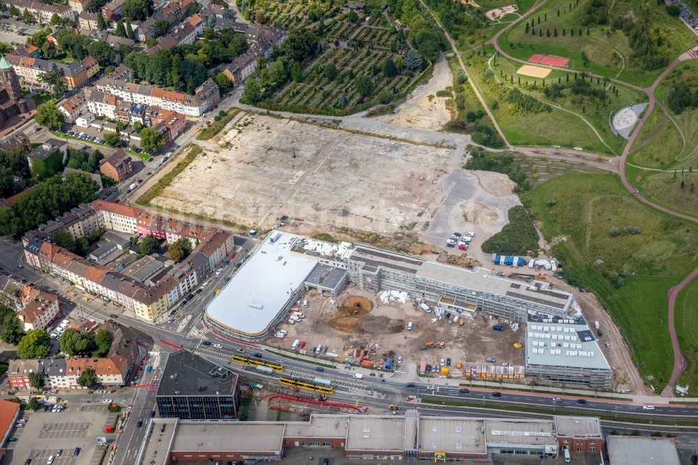 Luftbild Essen - Baustelle zum Neubau des Gebäudekomplexes des Einkaufszentrum Quartier West der Dipl. Ing. Josef Schoofs Immobilien GmbH an der Altendorfer Straße in Essen im Bundesland Nordrhein-Westfalen