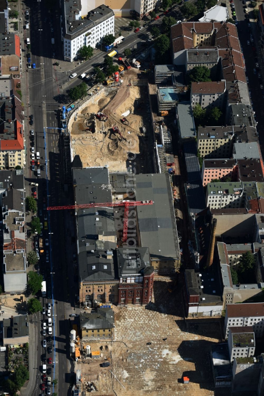 Berlin von oben - Baustelle zum Neubau des Gebäudekomplexes des Einkaufszentrum Schultheiss Quartier im Stadtteil Moabit in Berlin