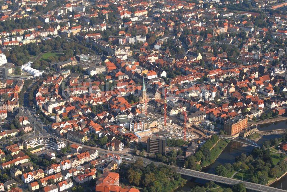 Luftbild Hameln - Baustelle zum Neubau des Gebäudekomplexes des Einkaufszentrum Stadt-Galerie Hameln in Hameln im Bundesland Niedersachsen, Deutschland