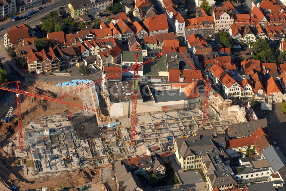 Hameln von oben - Baustelle zum Neubau des Gebäudekomplexes des Einkaufszentrum Stadt-Galerie Hameln in Hameln im Bundesland Niedersachsen, Deutschland