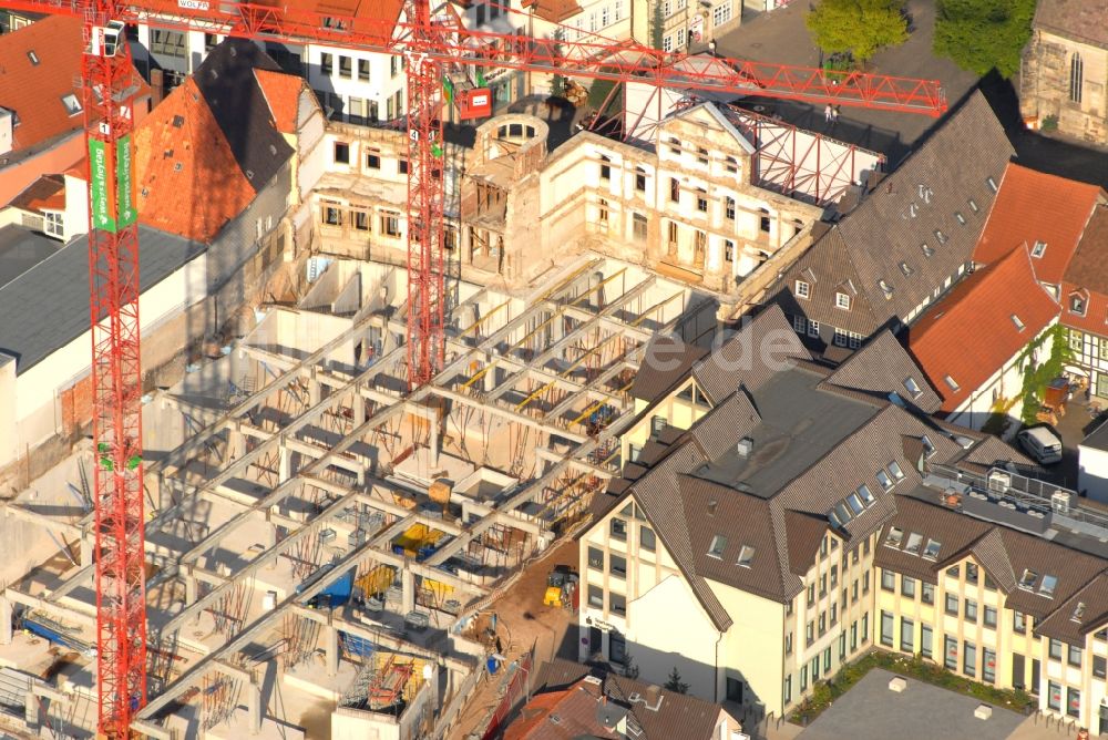 Hameln von oben - Baustelle zum Neubau des Gebäudekomplexes des Einkaufszentrum Stadt-Galerie Hameln in Hameln im Bundesland Niedersachsen, Deutschland