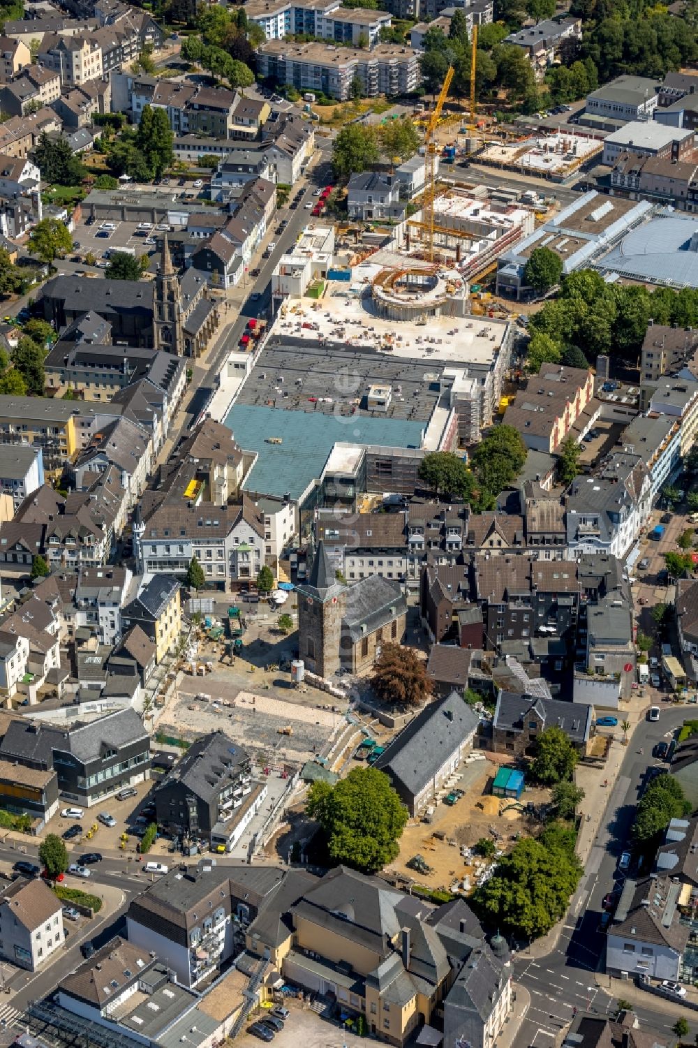 Luftbild Velbert - Baustelle zum Neubau des Gebäudekomplexes des Einkaufszentrum „ StadtGalerie “ in Velbert im Bundesland Nordrhein-Westfalen, Deutschland