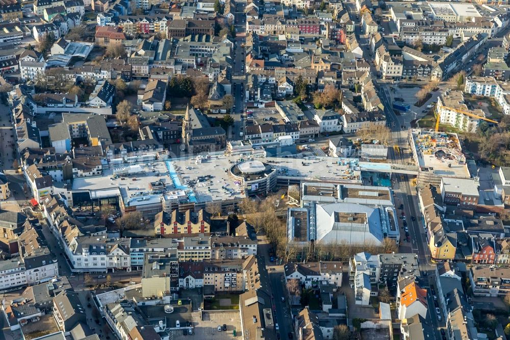 Velbert aus der Vogelperspektive: Baustelle zum Neubau des Gebäudekomplexes des Einkaufszentrum „ StadtGalerie “ in Velbert im Bundesland Nordrhein-Westfalen, Deutschland