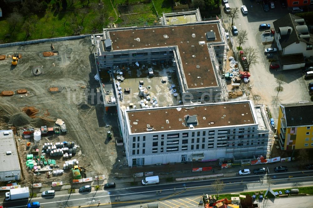 Luftaufnahme Aschaffenburg - Baustelle zum Neubau des Gebäudekomplexes des Einkaufszentrum Tegut-Markt im Ortsteil Damm in Aschaffenburg im Bundesland Bayern, Deutschland