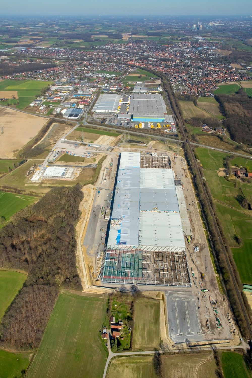 Luftbild Werne - Baustelle zum Neubau eines Gebäudekomplexes auf dem Gelände des Logistikzentrums Amazon Logistik im Ortsteil Lenklar in Werne im Bundesland Nordrhein-Westfalen