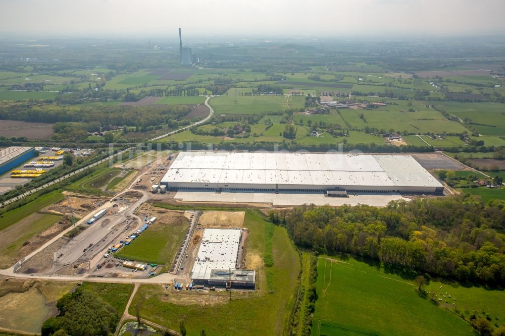 Luftbild Werne - Baustelle zum Neubau eines Gebäudekomplexes auf dem Gelände des Logistikzentrums Amazon Logistik in Werne im Bundesland Nordrhein-Westfalen