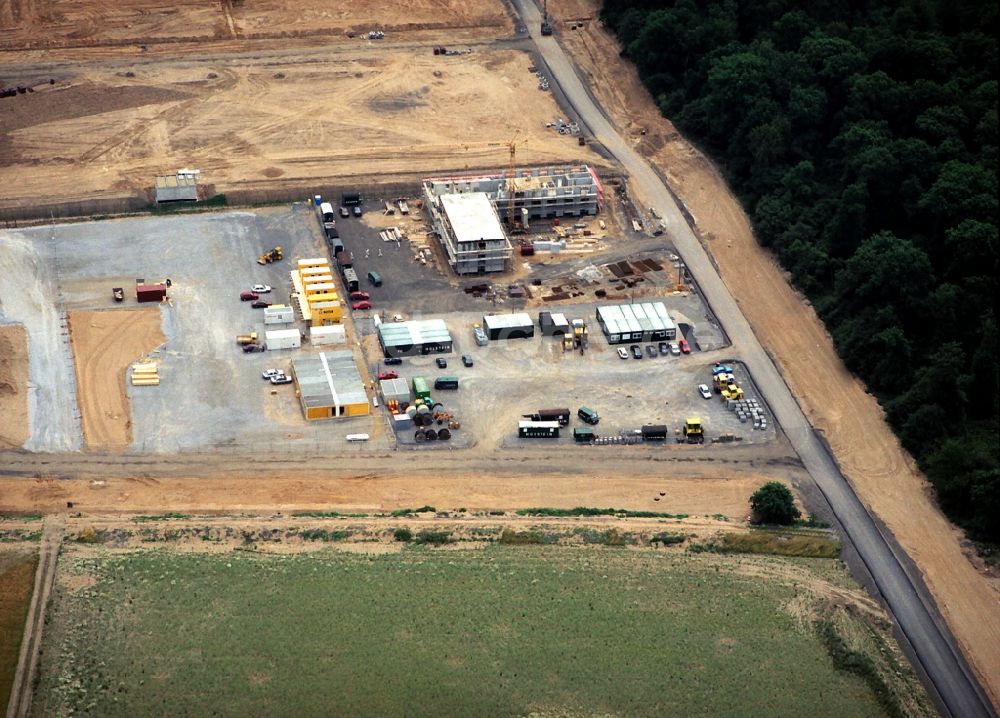 Luftaufnahme Rheinberg - Baustelle zum Neubau eines Gebäudekomplexes auf dem Gelände des Logistikzentrums Amazon in Rheinberg im Bundesland Nordrhein-Westfalen