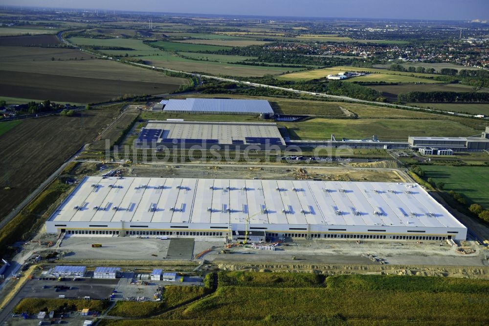 Sülzetal von oben - Baustelle zum Neubau eines Gebäudekomplexes auf dem Gelände des Logistikzentrums AMAZON in Sülzetal im Bundesland Sachsen-Anhalt, Deutschland