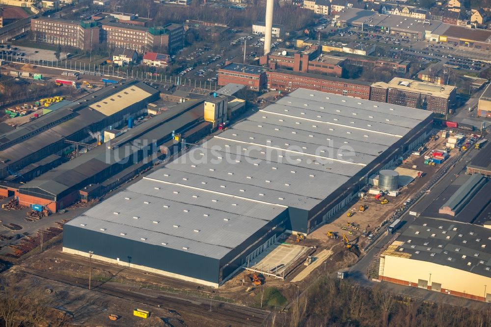 Bochum aus der Vogelperspektive: Baustelle zum Neubau eines Gebäudekomplexes auf dem Gelände des Logistikzentrums Dietz AG an der Karl-Lange-Straße in Bochum im Bundesland Nordrhein-Westfalen, Deutschland