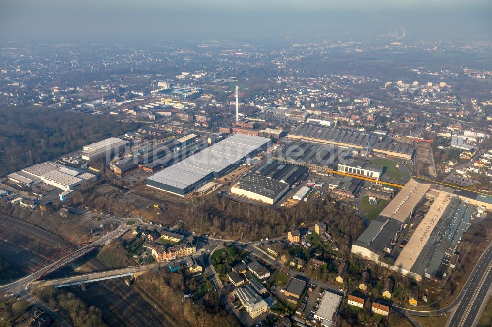 Bochum von oben - Baustelle zum Neubau eines Gebäudekomplexes auf dem Gelände des Logistikzentrums Dietz AG an der Karl-Lange-Straße in Bochum im Bundesland Nordrhein-Westfalen, Deutschland