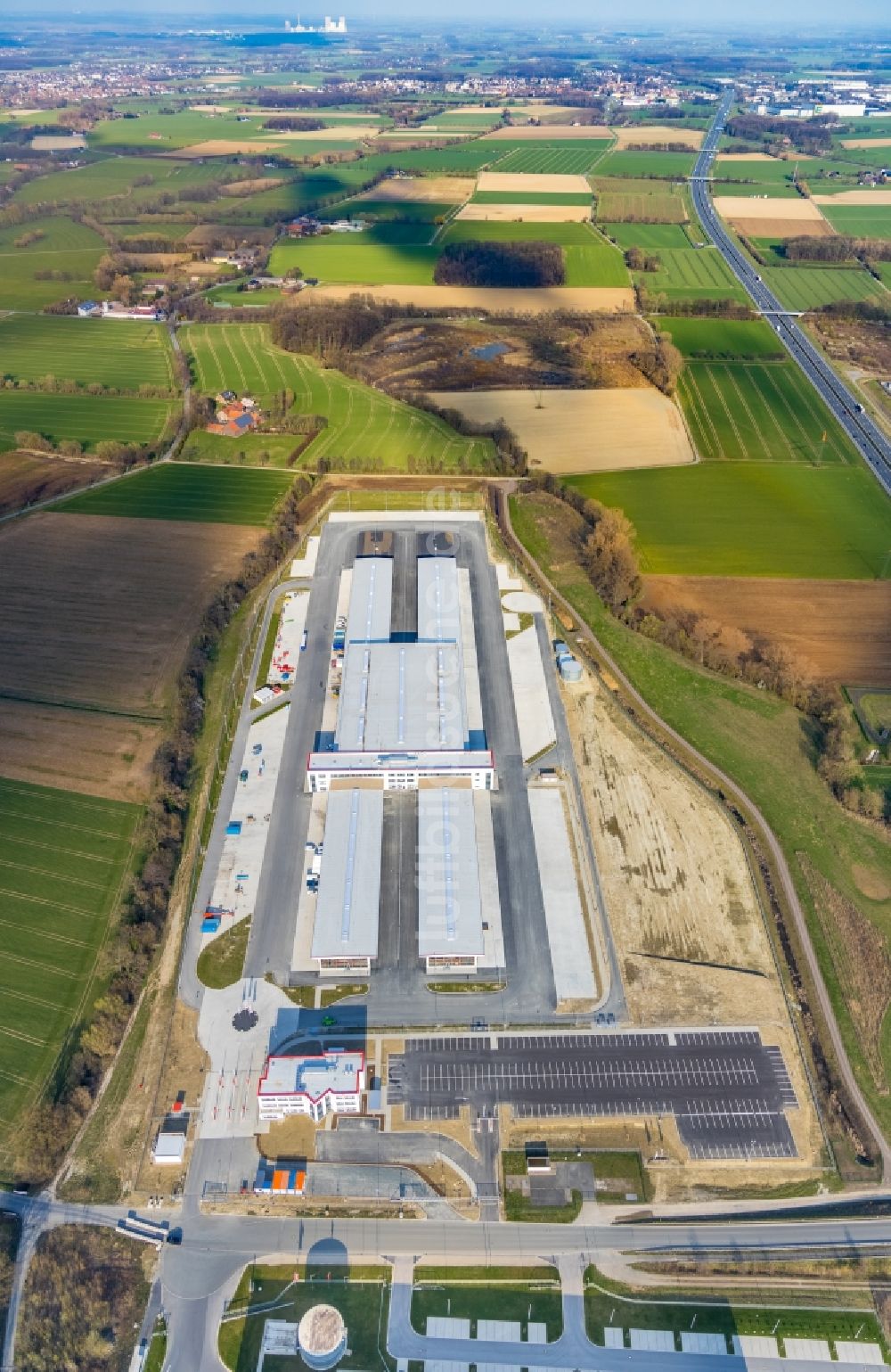 Hamm aus der Vogelperspektive: Baustelle zum Neubau eines Gebäudekomplexes auf dem Gelände des Logistikzentrums der DPD Deutschland GmbH am Osterbönener Weg in Hamm im Bundesland Nordrhein-Westfalen, Deutschland