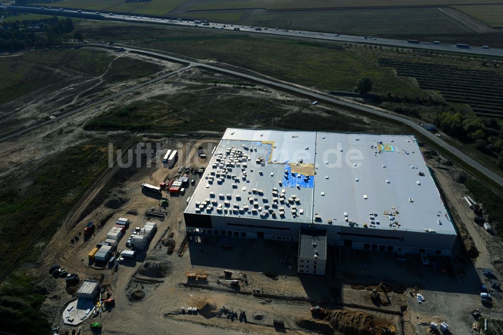 Luftaufnahme Vehlefanz - Baustelle zum Neubau eines Gebäudekomplexes auf dem Gelände des Logistikzentrums Im Gewerbepark im Ortsteil Vehlefanz in Oberkrämer im Bundesland Brandenburg, Deutschland